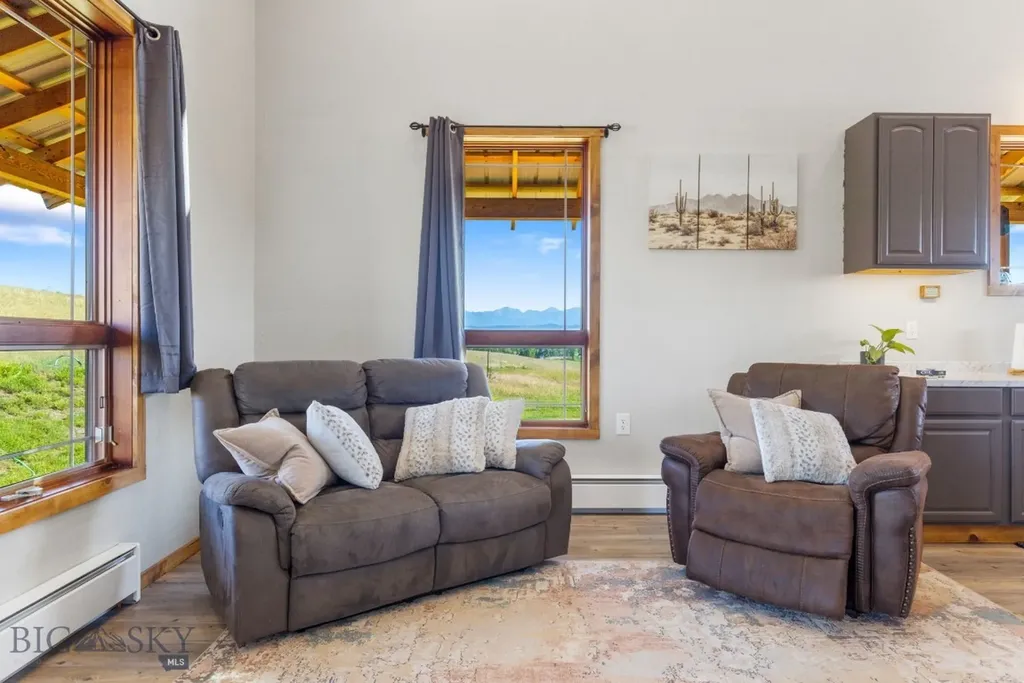 68 W Grannis Road Livingston MT 59047