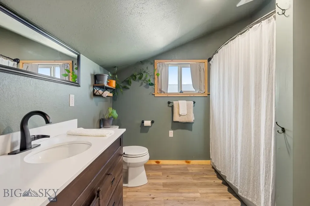 68 W Grannis Road Livingston MT 59047