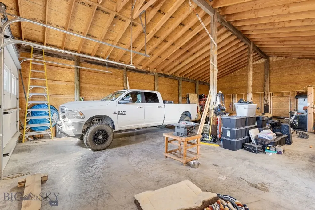 68 W Grannis Road Livingston MT 59047