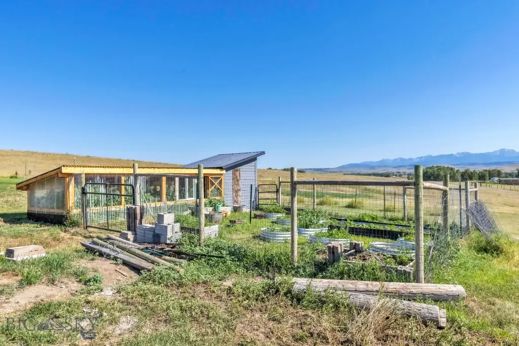 68 W Grannis Road Livingston MT 59047