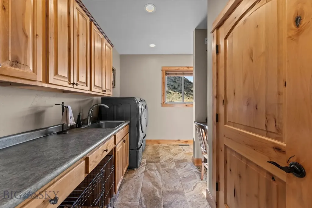 60 Hidden Valley Road Emigrant MT 59027