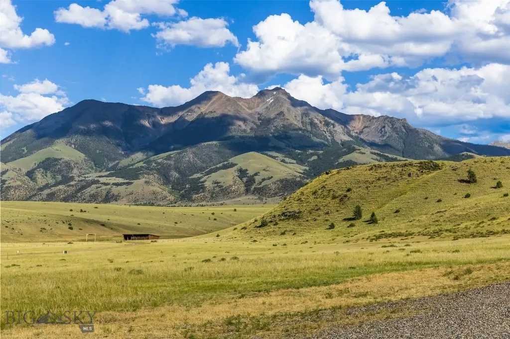 60 Hidden Valley Road Emigrant MT 59027