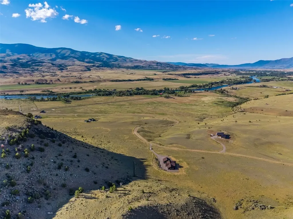 60 Hidden Valley Road Emigrant MT 59027