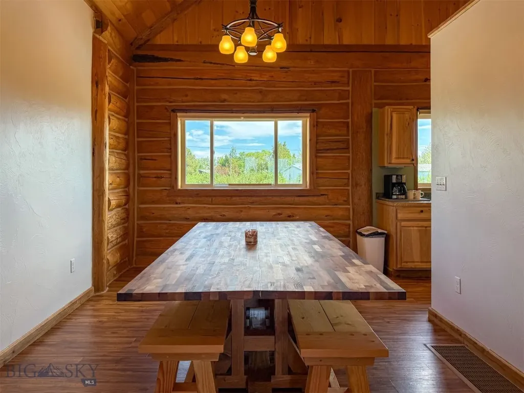 10 Dupuyer Avenue Valier MT 59486