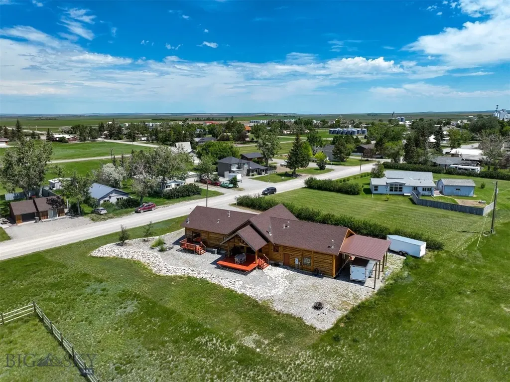 10 Dupuyer Avenue Valier MT 59486
