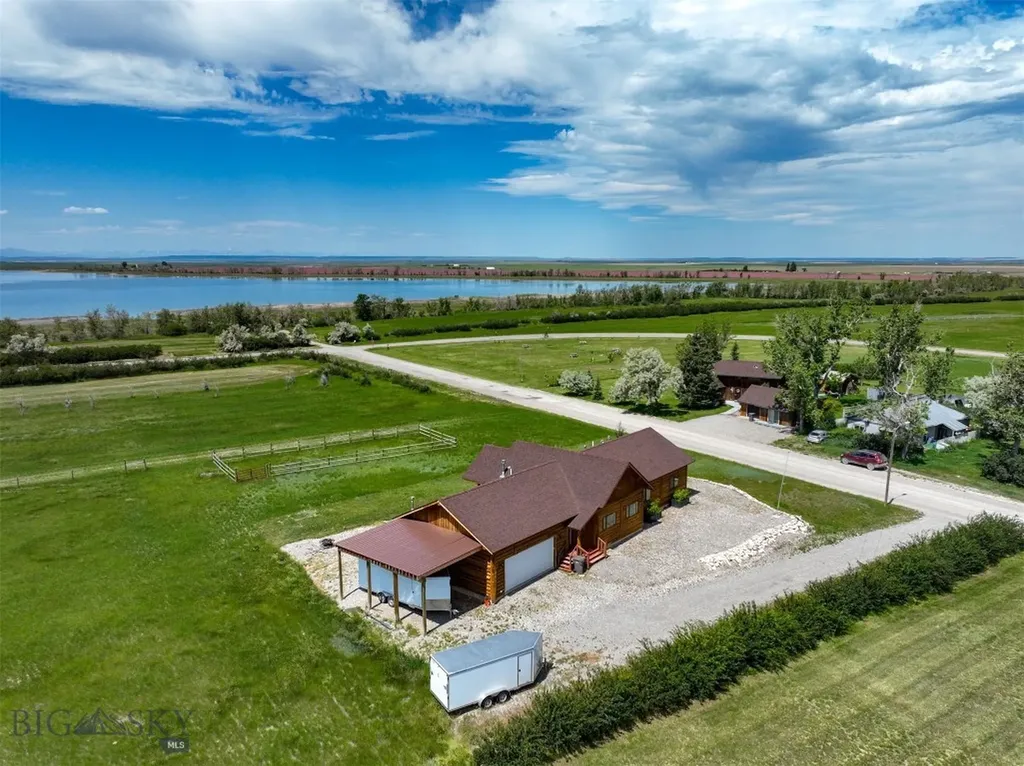10 Dupuyer Avenue Valier MT 59486