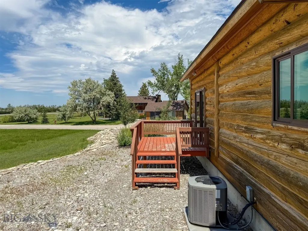 10 Dupuyer Avenue Valier MT 59486