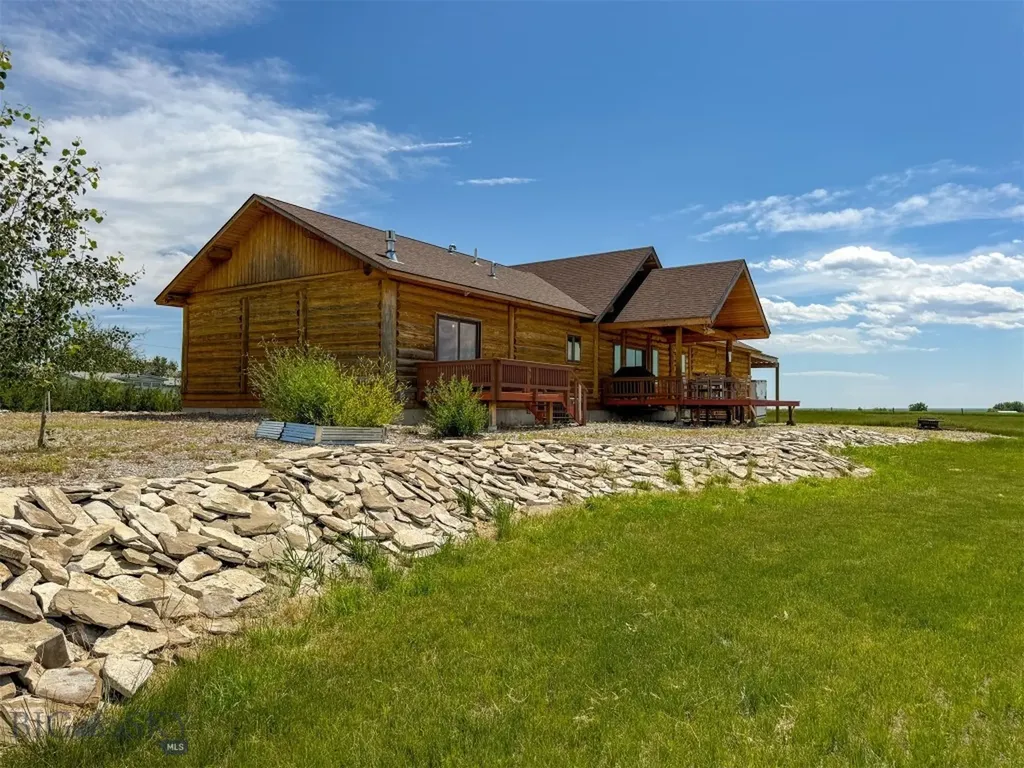 10 Dupuyer Avenue Valier MT 59486
