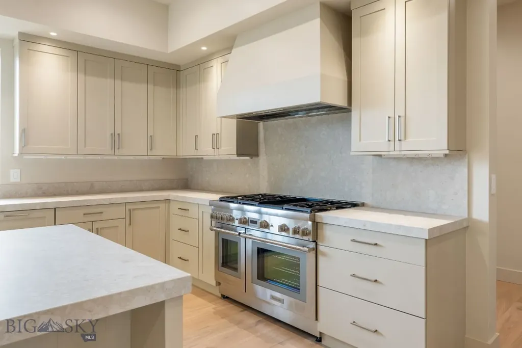 27 Bullseye Place Bozeman MT 59718