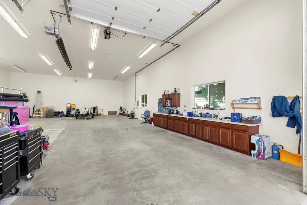 110 Vista Drive Dillon MT 59725