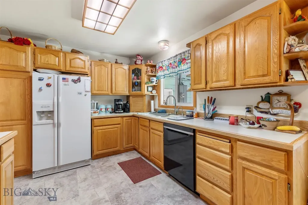 110 Vista Drive Dillon MT 59725