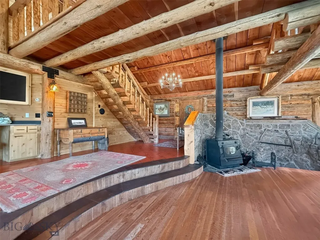 600 Middle Skunk Creek Bozeman MT 59715