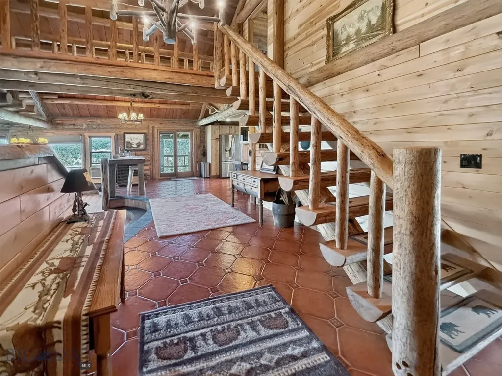 600 Middle Skunk Creek Bozeman MT 59715