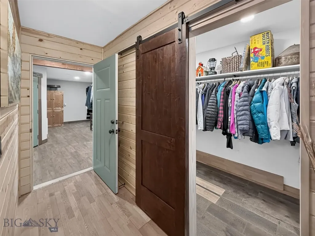 600 Middle Skunk Creek Bozeman MT 59715