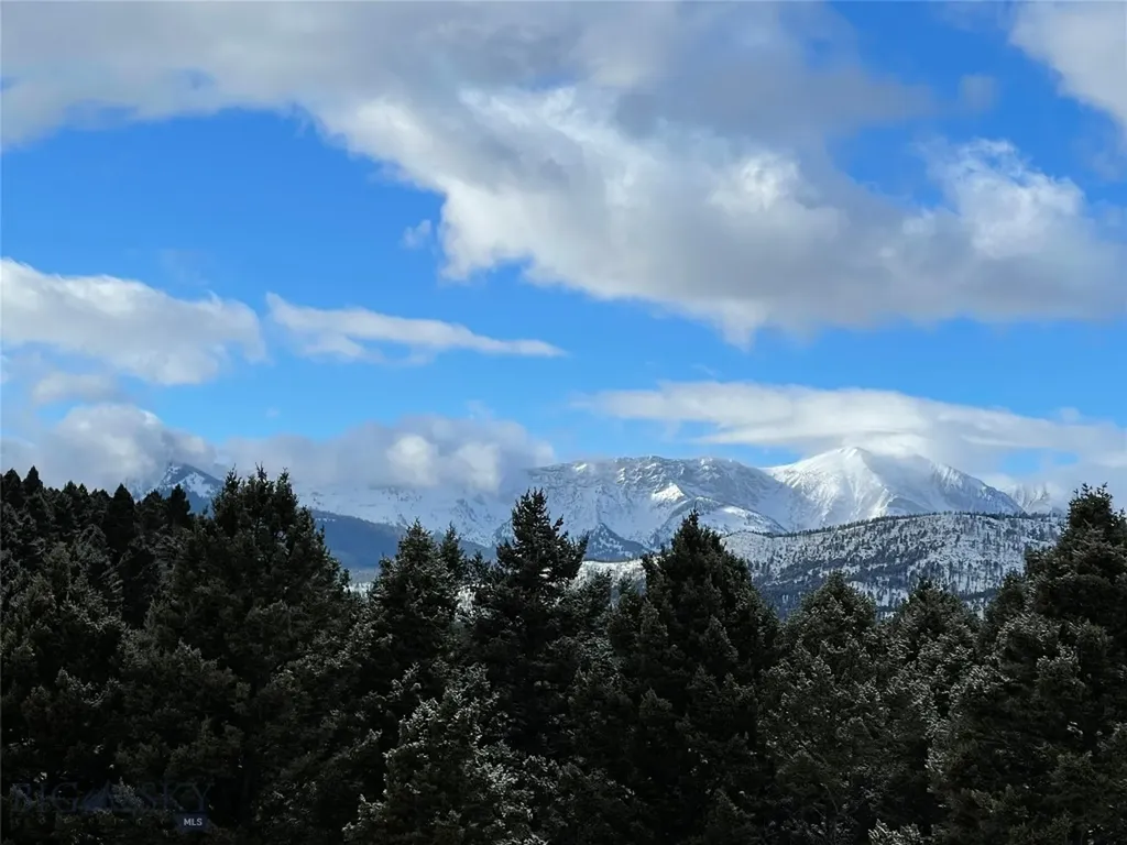600 Middle Skunk Creek Bozeman MT 59715