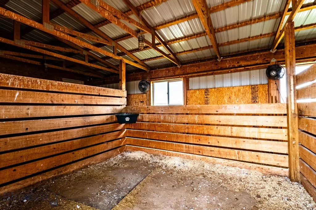 12 Bench Road Whitehall MT 59759