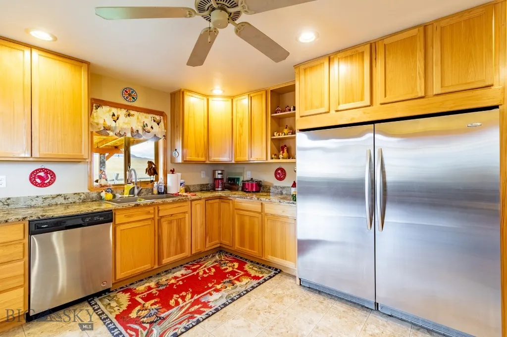 12 Bench Road Whitehall MT 59759