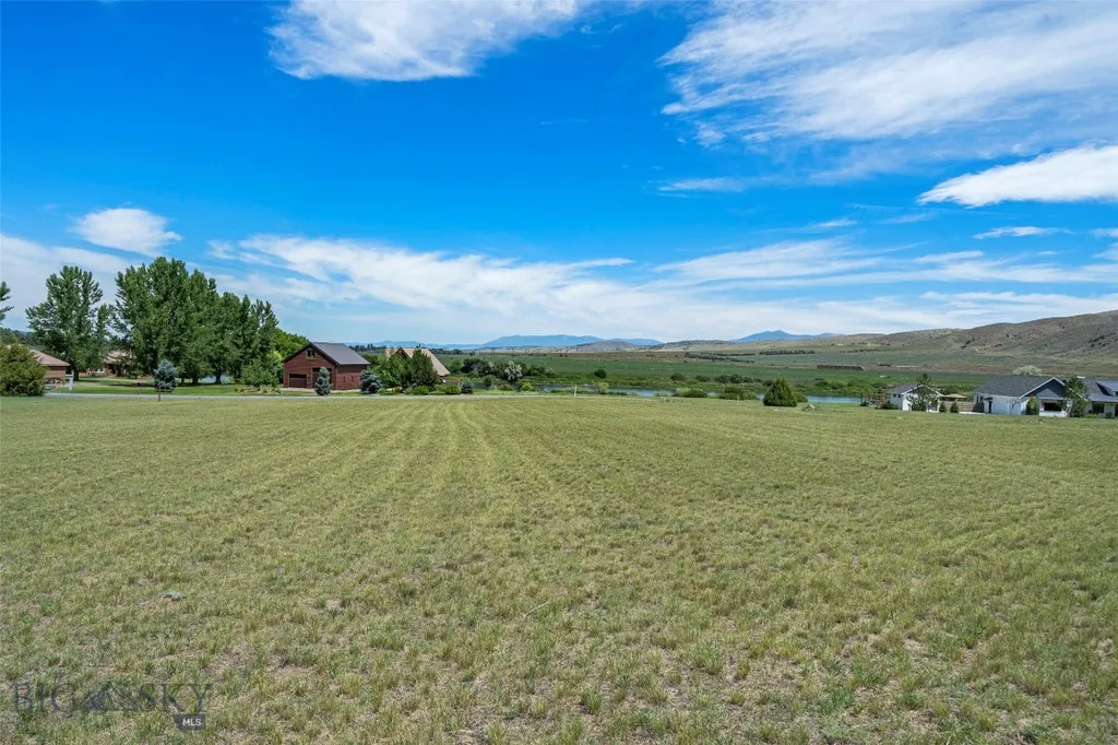 44 Missouri View Toston MT 59643