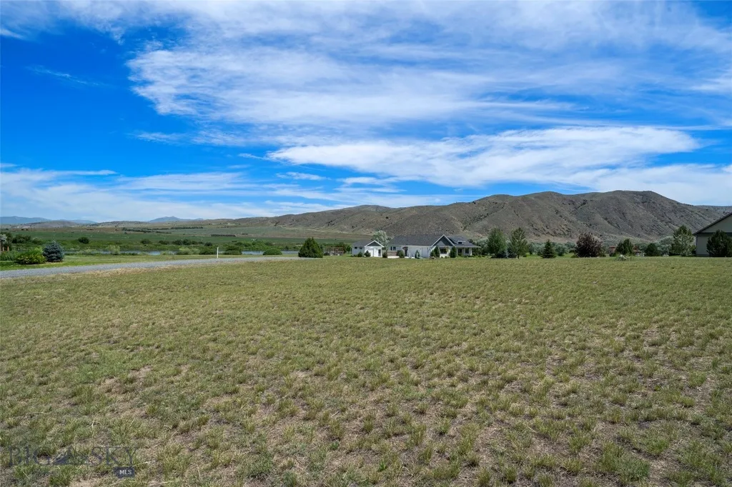 44 Missouri View Toston MT 59643