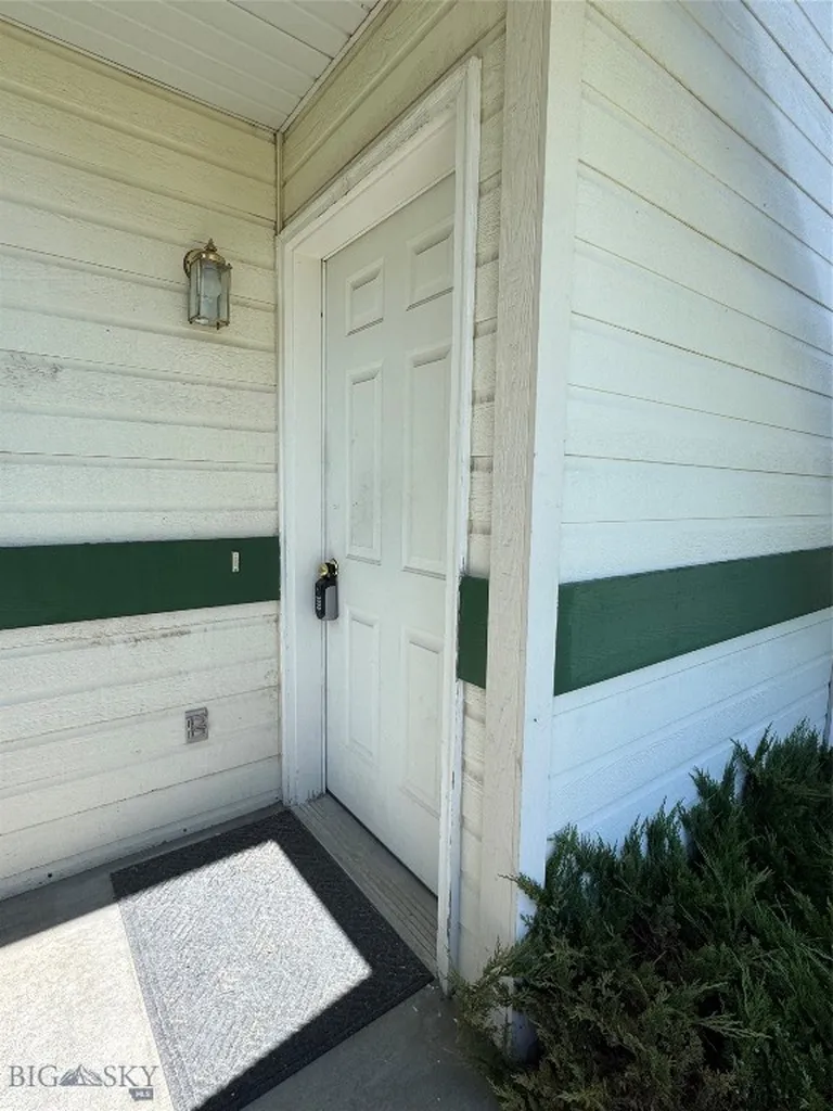 211 Michael Grove Bozeman MT 59718