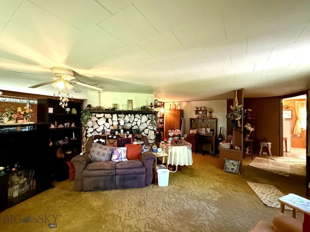 412 S Hauser Street Anaconda MT 59711