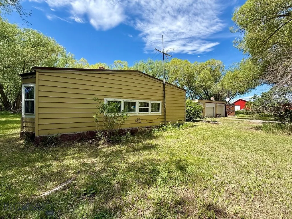 412 S Hauser Street Anaconda MT 59711