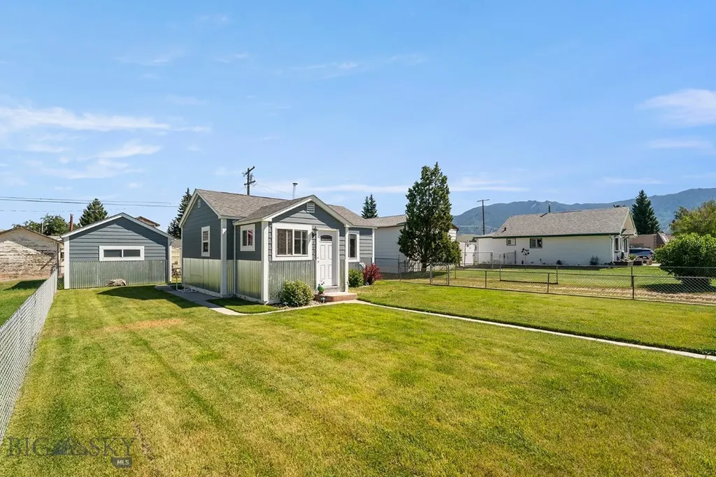 1633 Dewey Boulevard Butte MT 59701