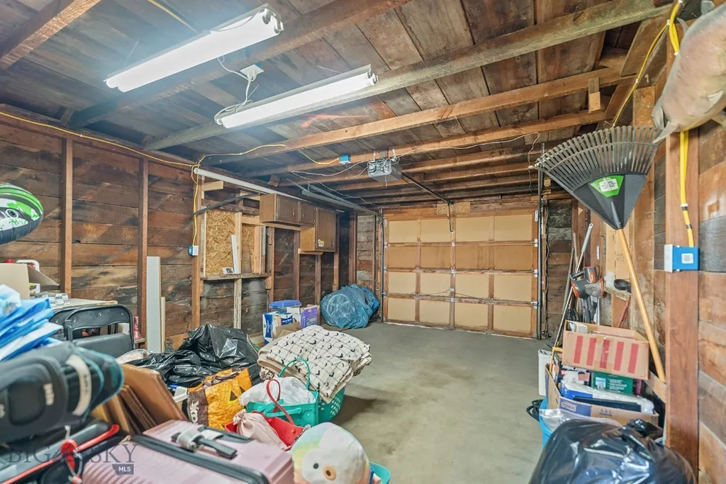 1633 Dewey Boulevard Butte MT 59701