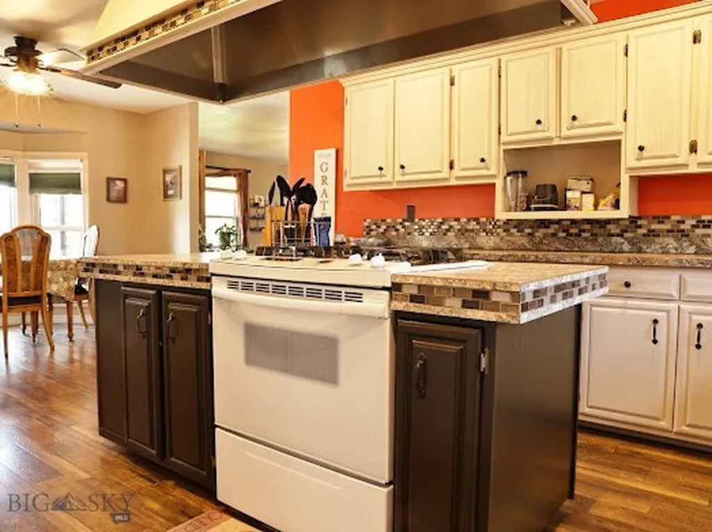 110 Claggett Butte MT 59722