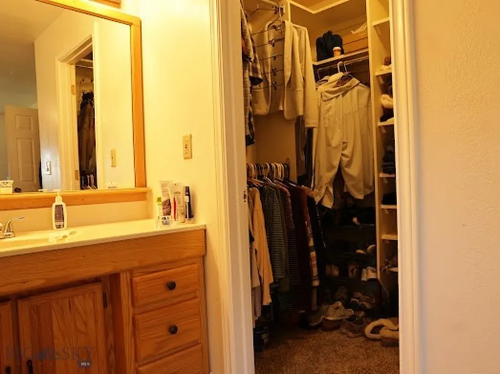 110 Claggett Butte MT 59722