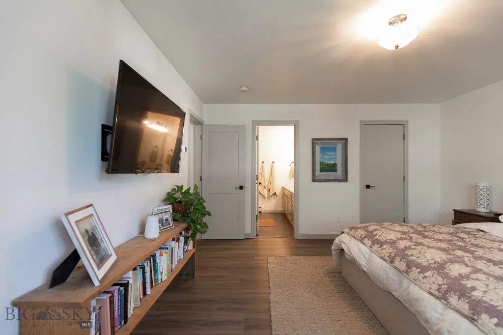 207 Spruce Street Manhattan MT 59741