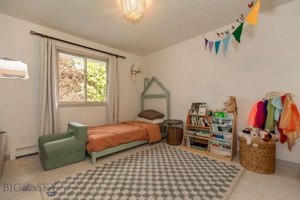 207 Spruce Street Manhattan MT 59741