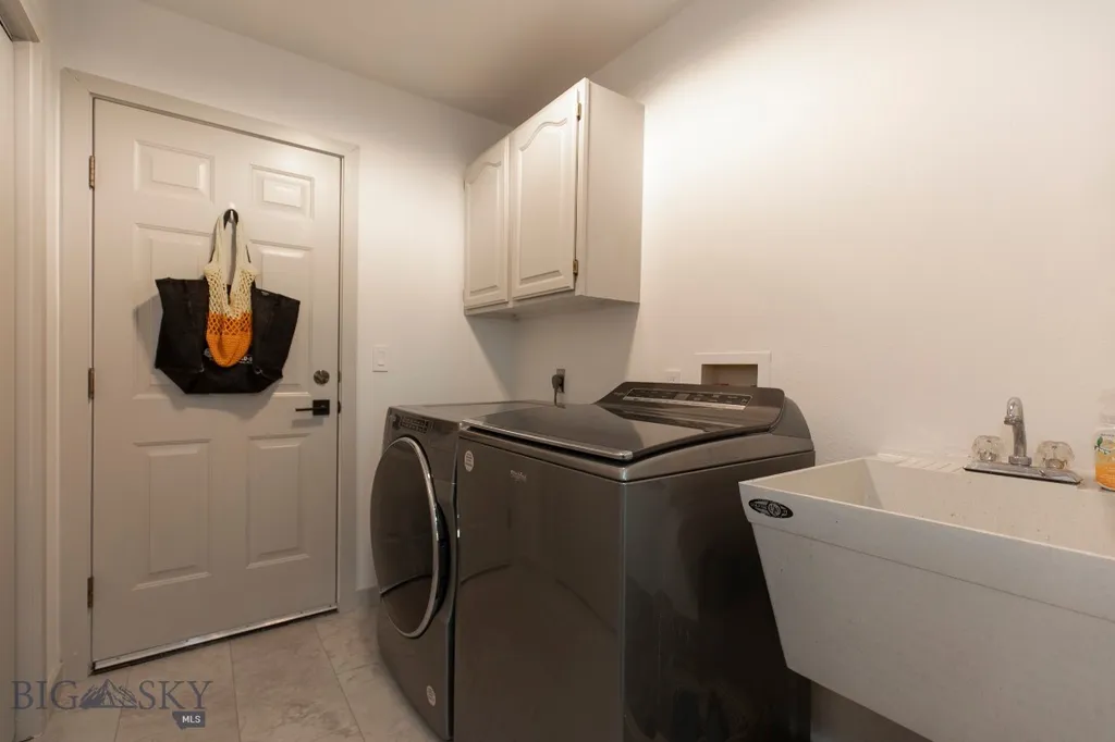 207 Spruce Street Manhattan MT 59741