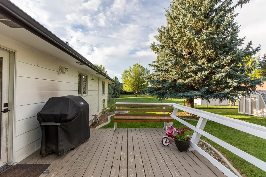 207 Spruce Street Manhattan MT 59741