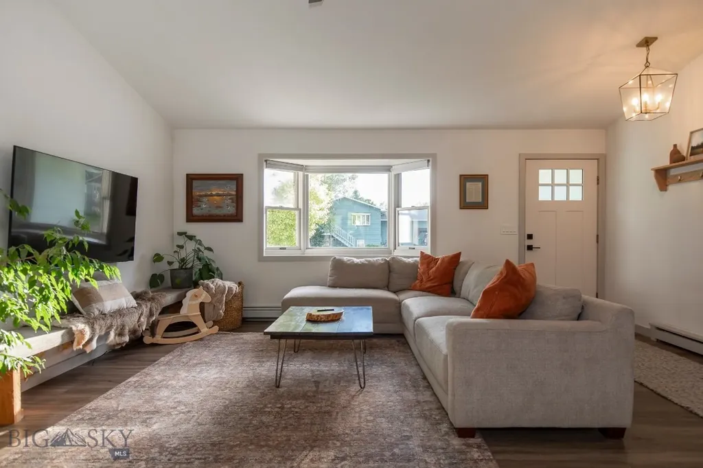 207 Spruce Street Manhattan MT 59741