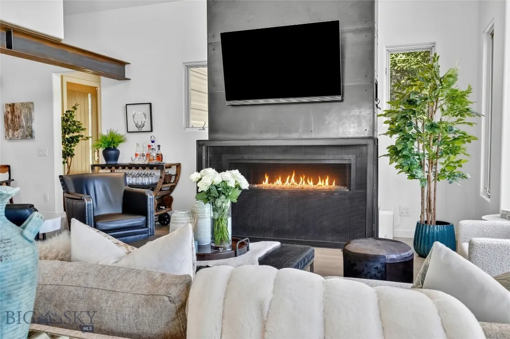 215 Gray Owl Lane Big Sky MT 59716