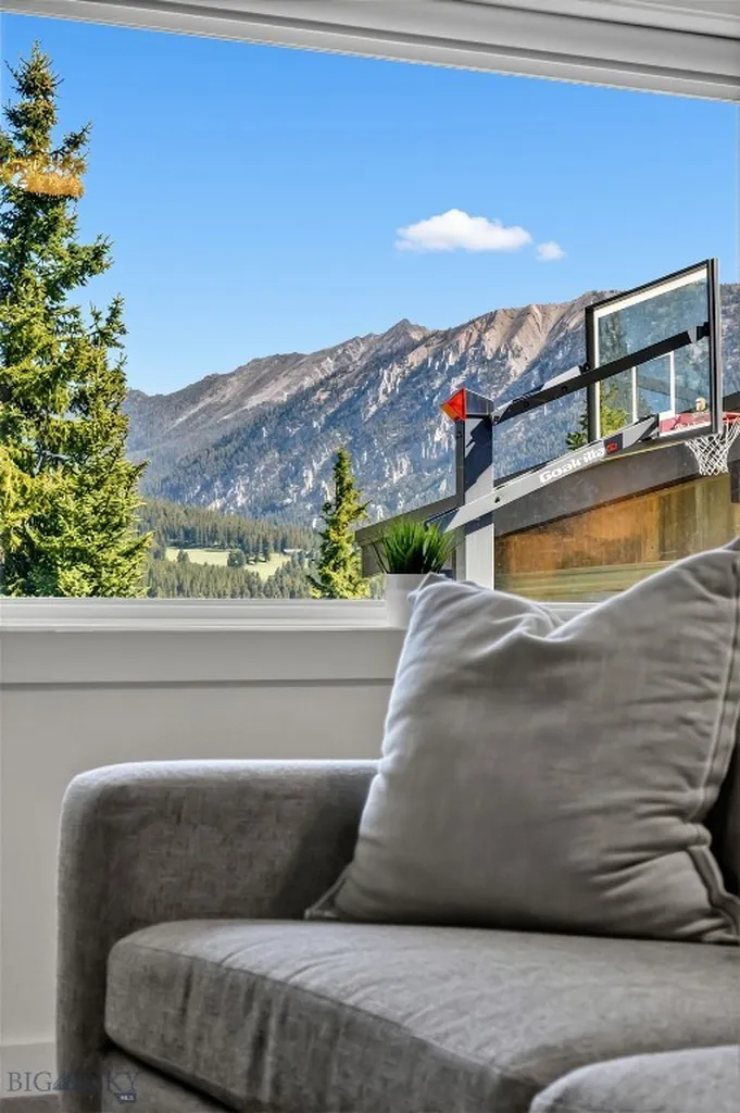 215 Gray Owl Lane Big Sky MT 59716