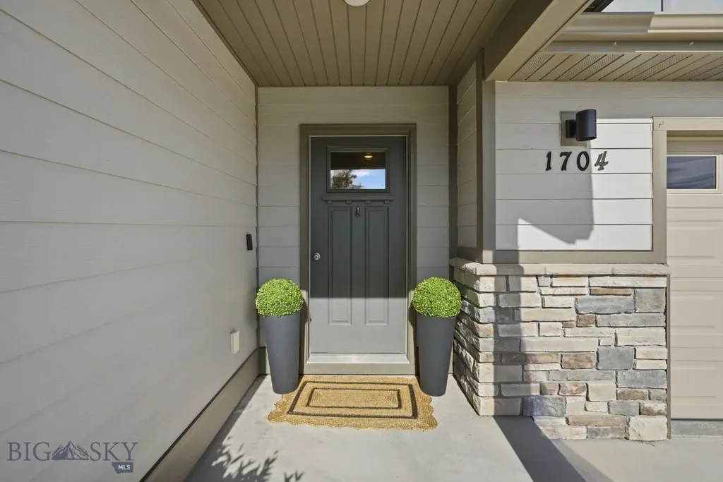 1704 Shelby Avenue Belgrade MT 59714