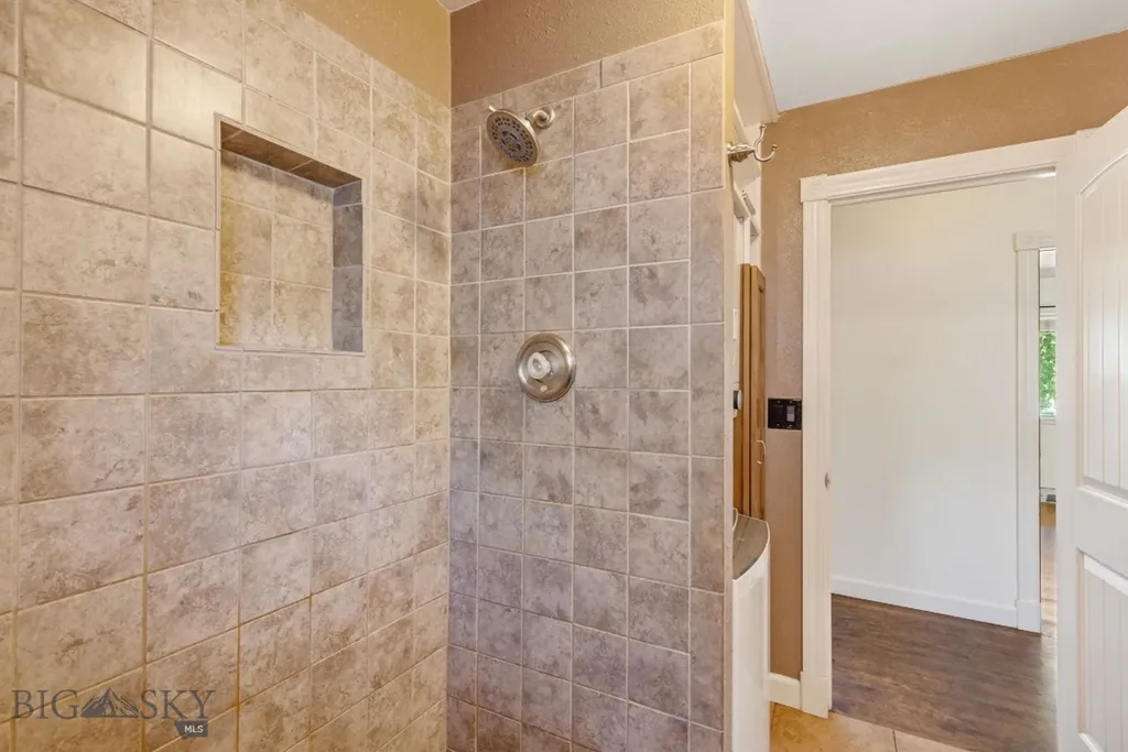 1202 W Koch Street Bozeman MT 59715
