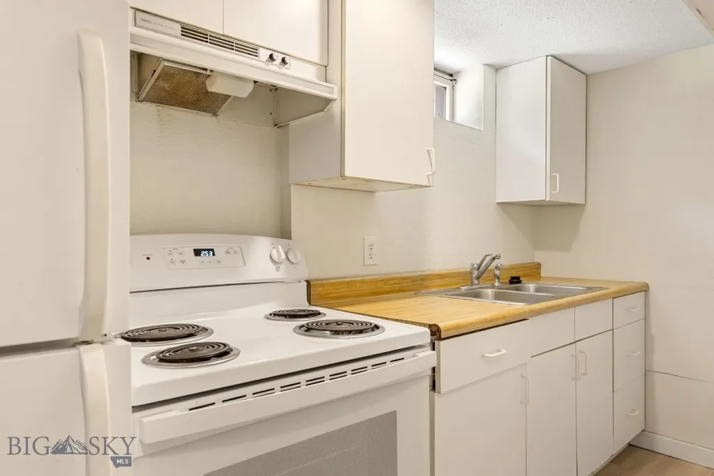 1202 W Koch Street Bozeman MT 59715