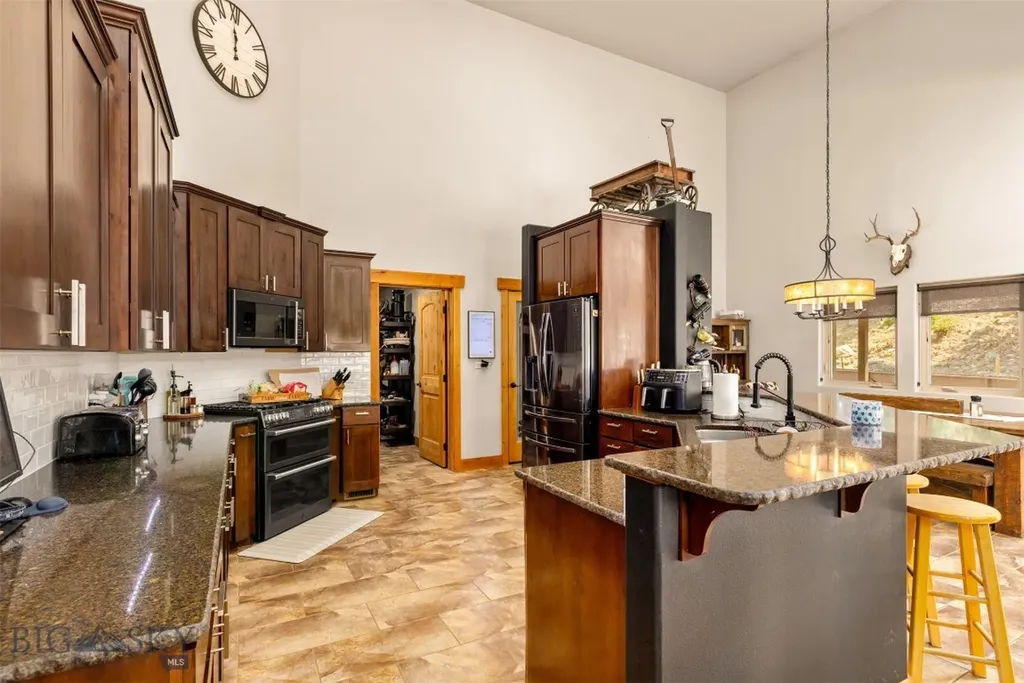 2727 Buffalo Trail Road Molt MT 59057