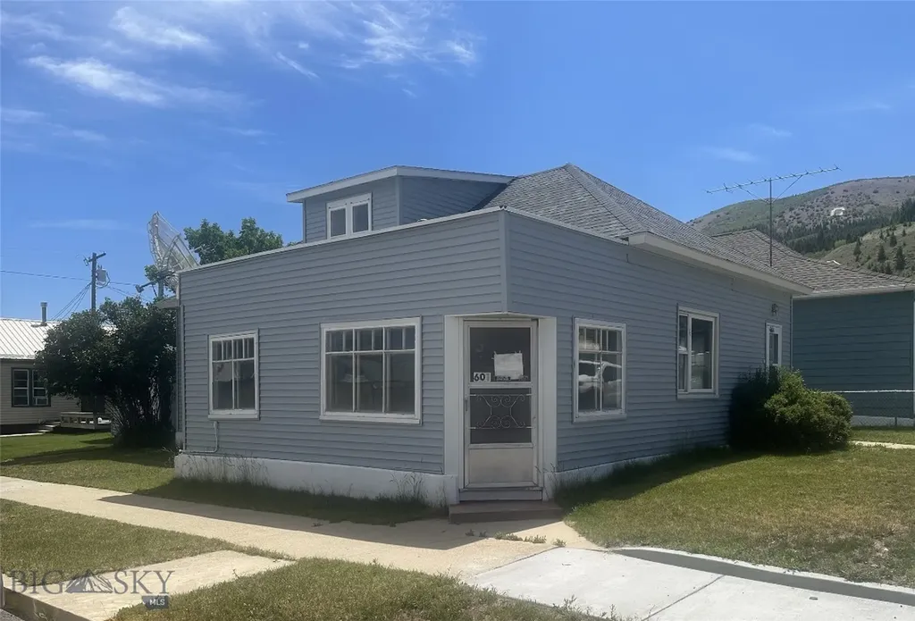 601 Cherry Street Anaconda MT 59711