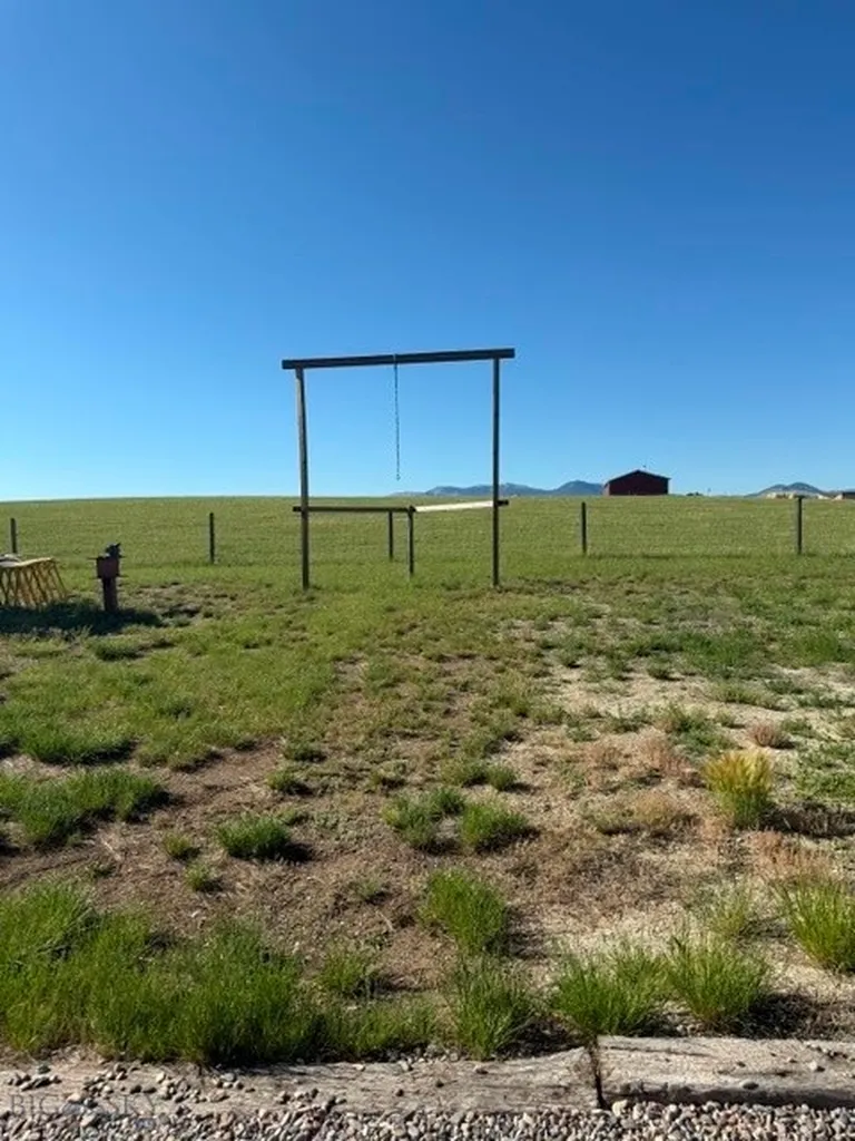 3919 Blacktail Road Dillon MT 59725