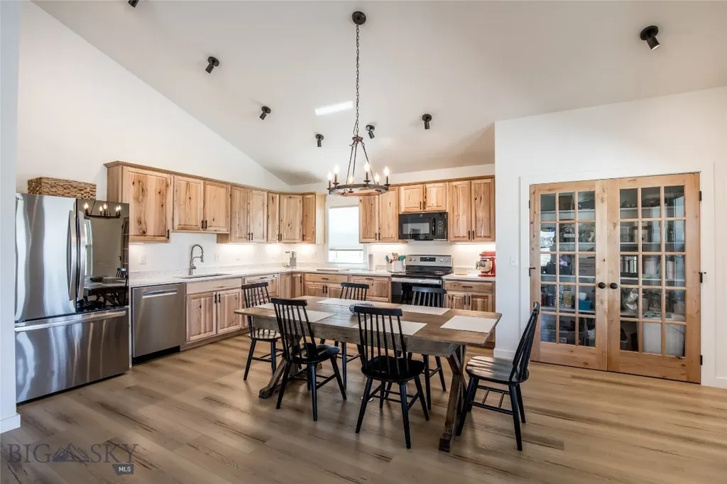 74 Sky View Drive Ennis MT 59729