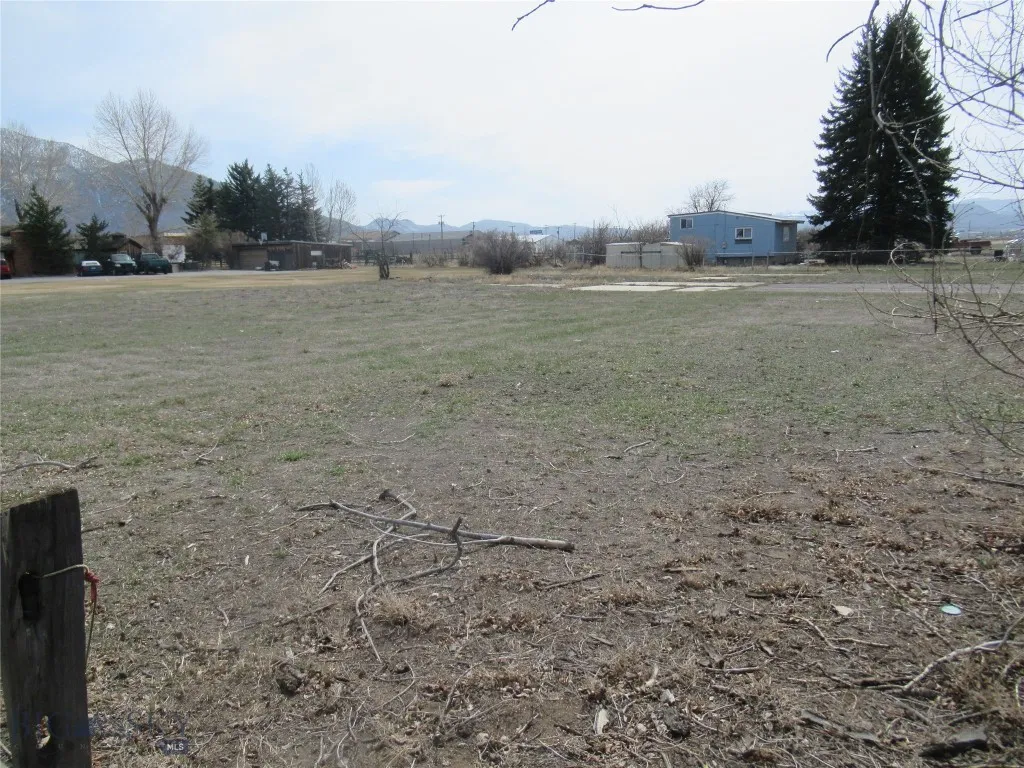 1830 Holmes Butte MT 59701