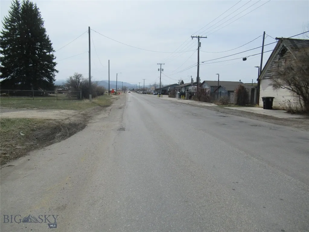 1830 Holmes Butte MT 59701