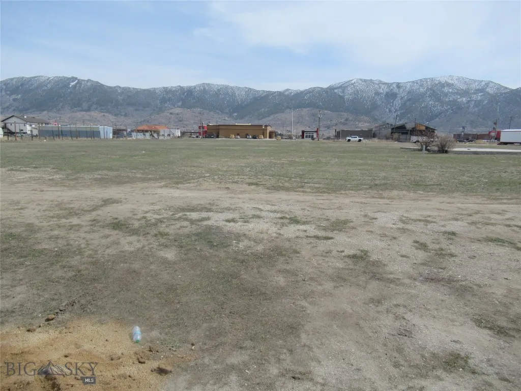 1830 Holmes Butte MT 59701