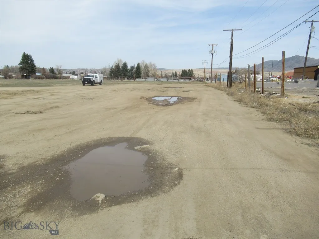 1830 Holmes Butte MT 59701