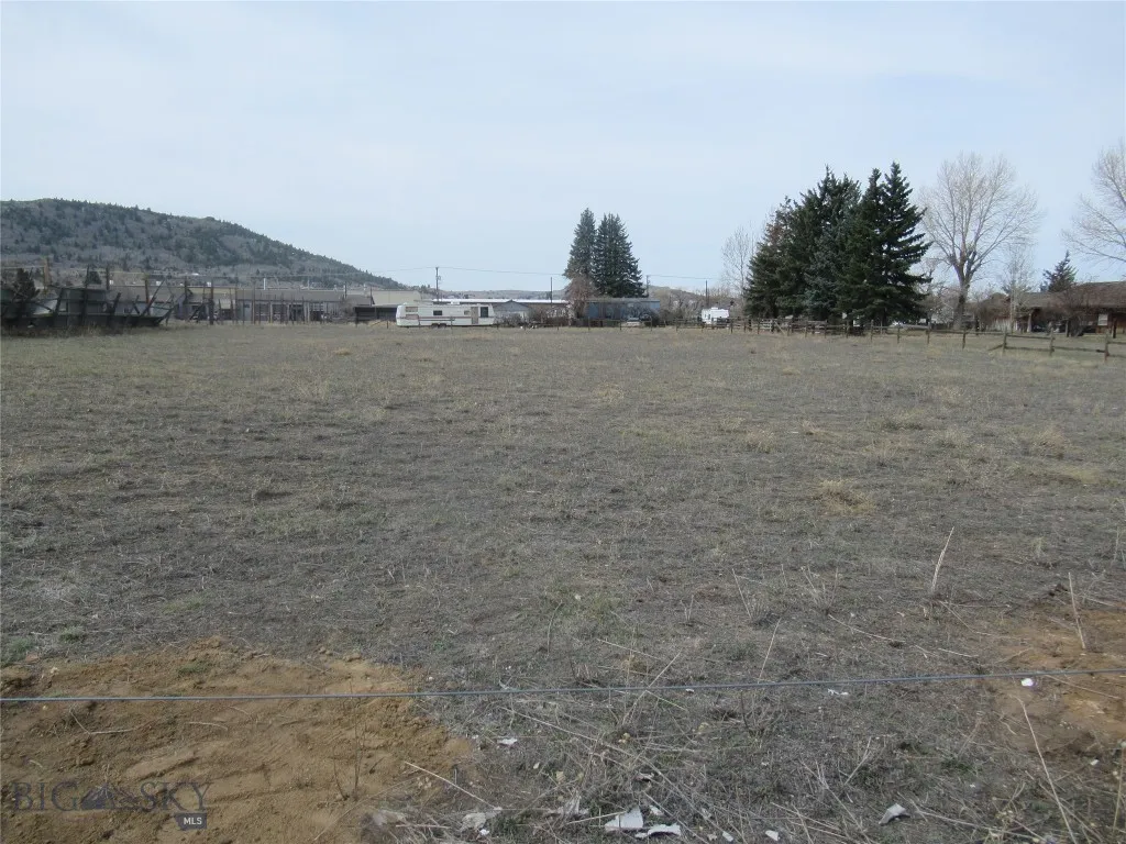 1830 Holmes Butte MT 59701