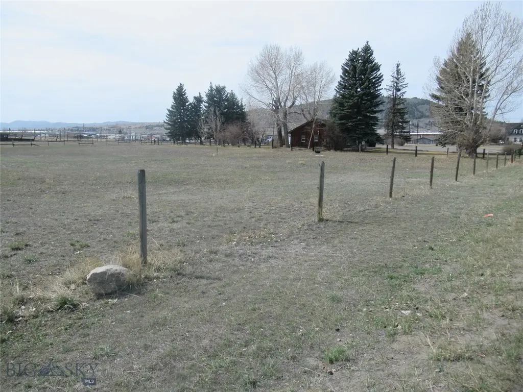 1830 Holmes Butte MT 59701